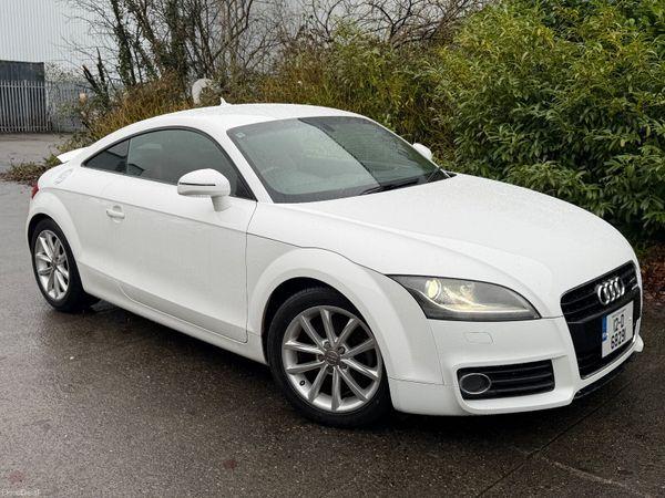 Audi TT S Tronic Red Leather - exterior view