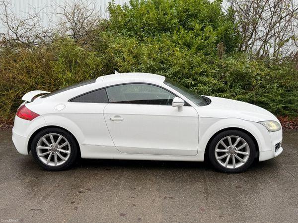 Audi TT S Tronic Red Leather - rear view