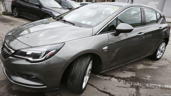 2019 Opel Astra 1 Year Warranty / Low Mileage - rear view