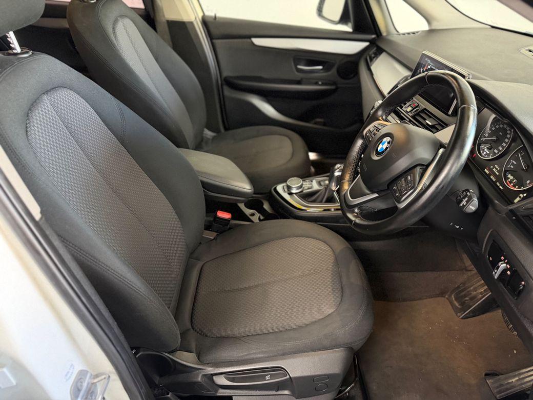 2016 BMW 218D - photo 8