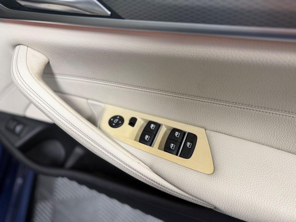 2020 BMW 5 Series - photo 15