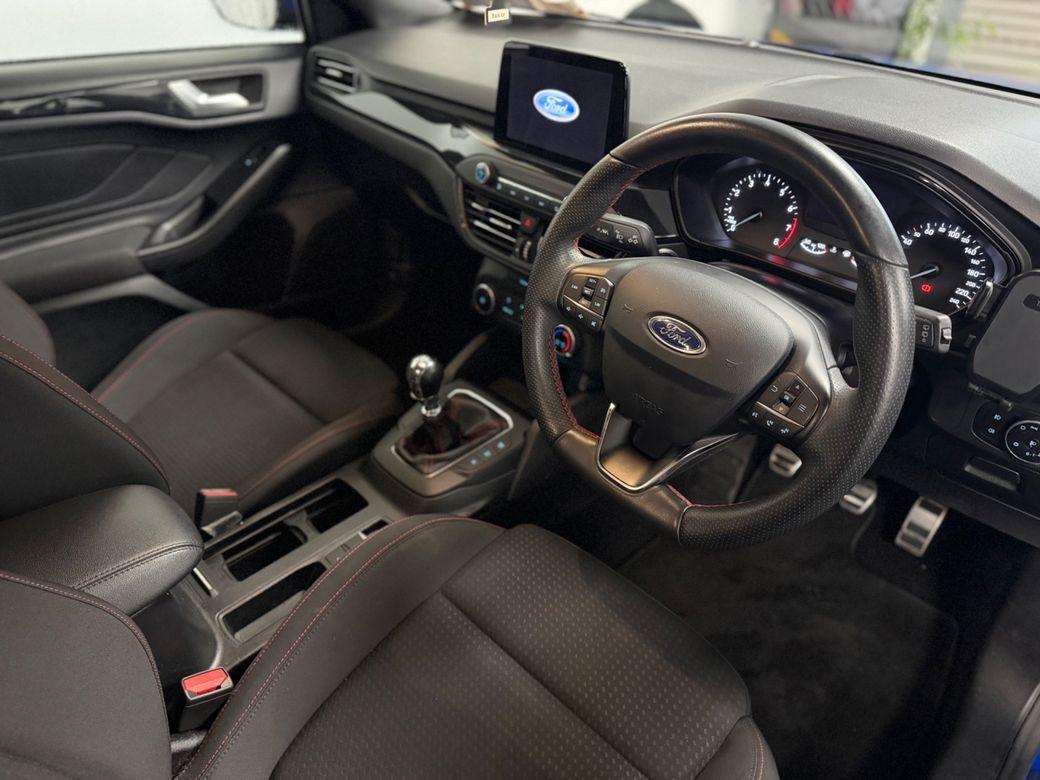 2019 Ford Focus - photo 7