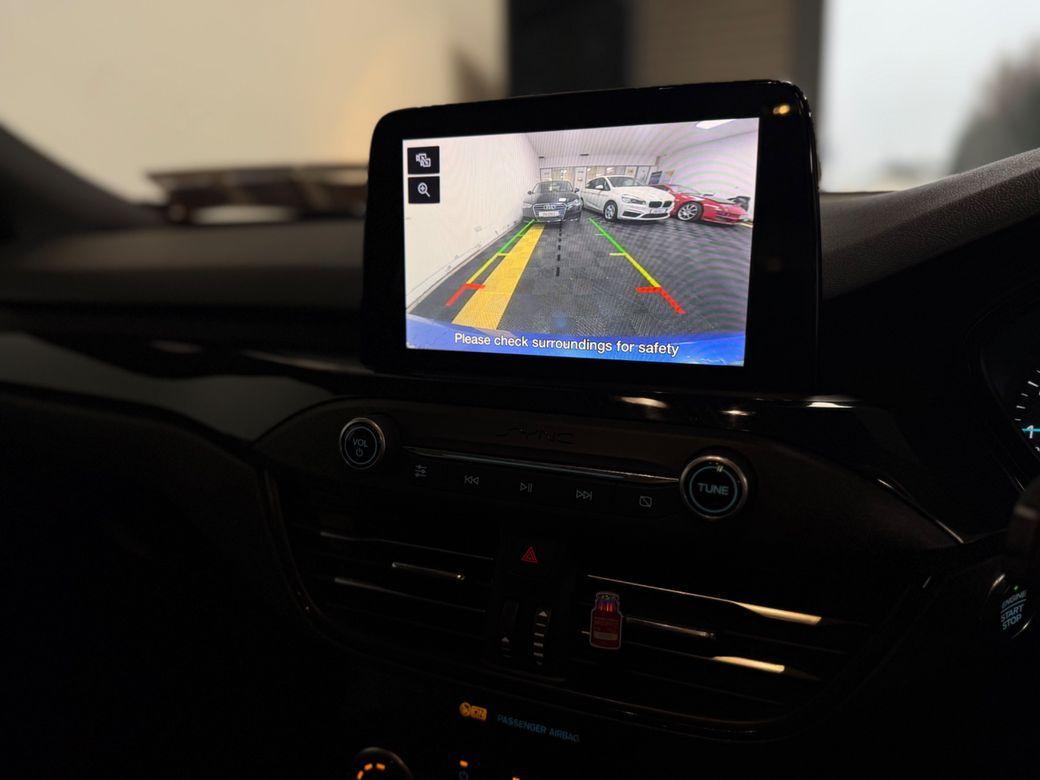 2019 Ford Focus - photo 11