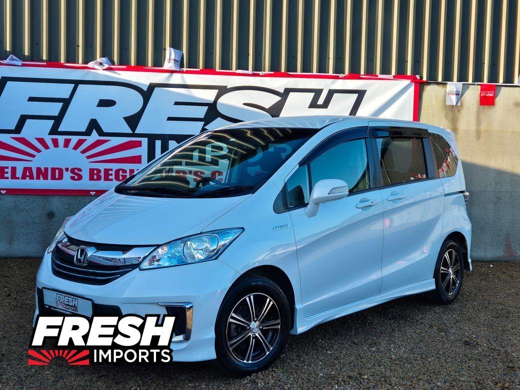 2014 Honda Freed 6 Seater - exterior view