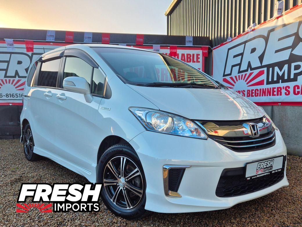 2014 Honda Freed 6 Seater - rear view