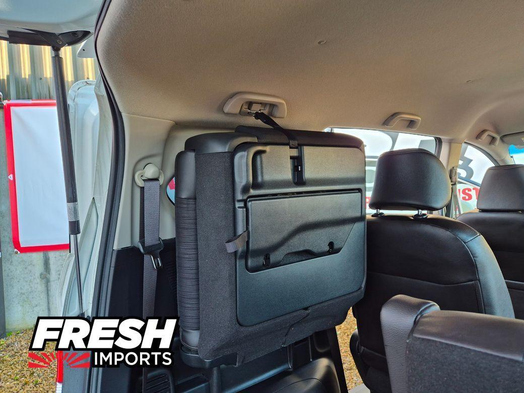 2014 Honda Freed 6 Seater - photo 15