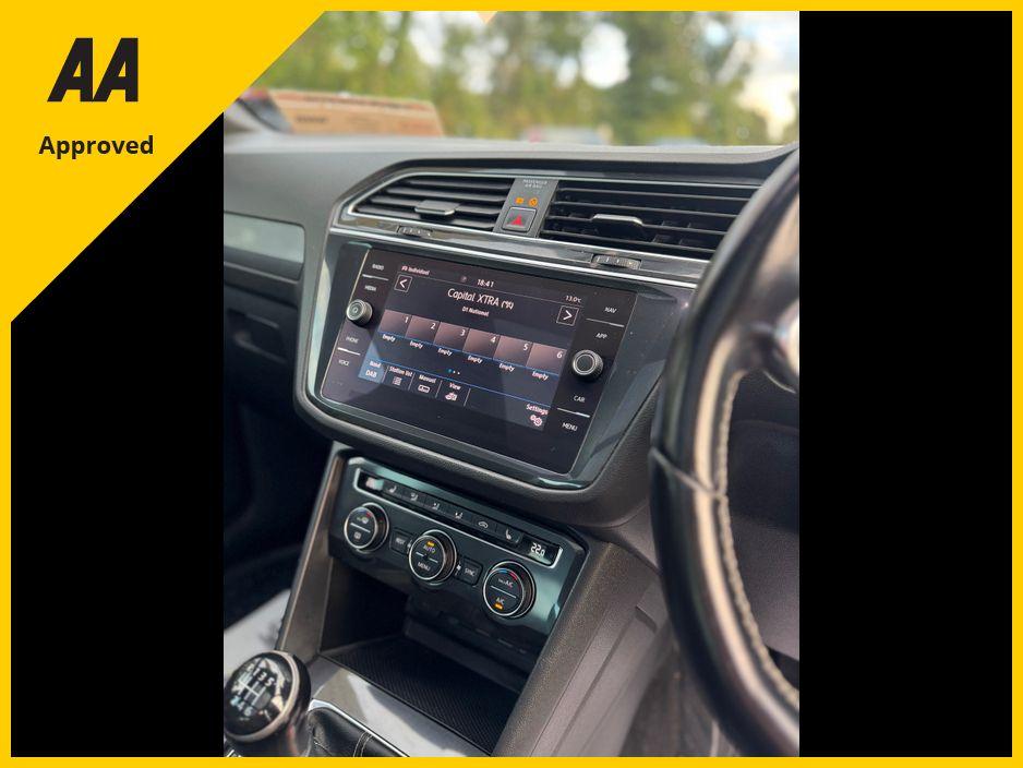 2018 Volkswagen Tiguan - photo 9