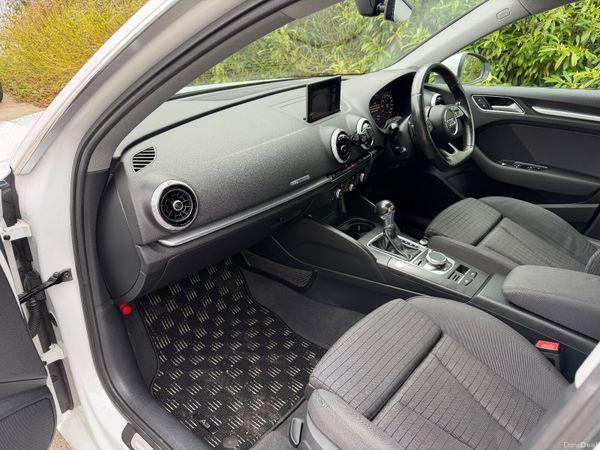 Audi A3 S Line / Automatic - photo 18
