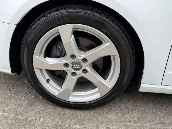 Audi A3 S Line / Automatic - photo 17
