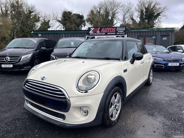 2015 Mini Cooper 1.5 - exterior view