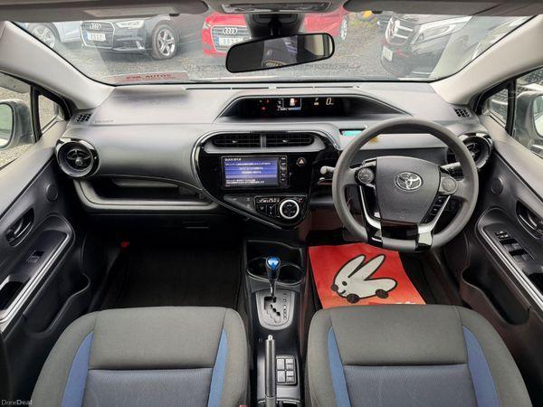 2019 Toyota Aqua Push Start - photo 16