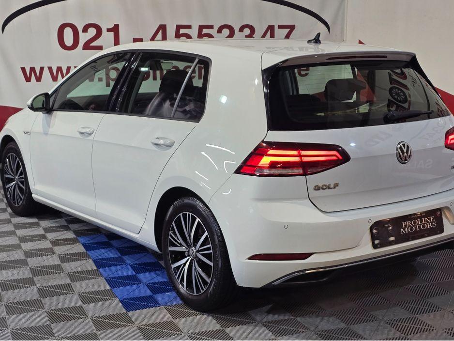 2019 Volkswagen Golf - photo 6