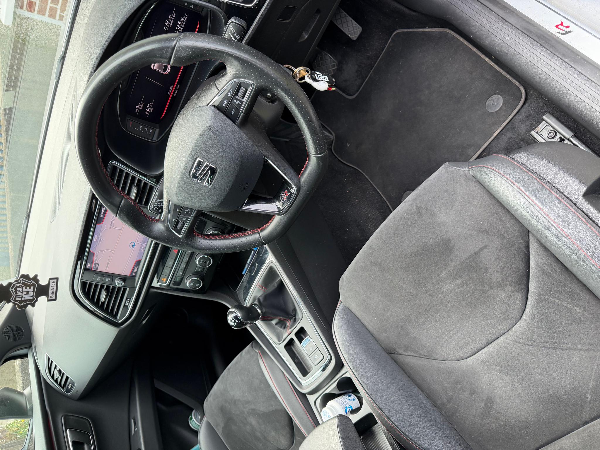 2020 SEAT Leon FR BLACK EDITION 1.5 TSI EVO - rear view