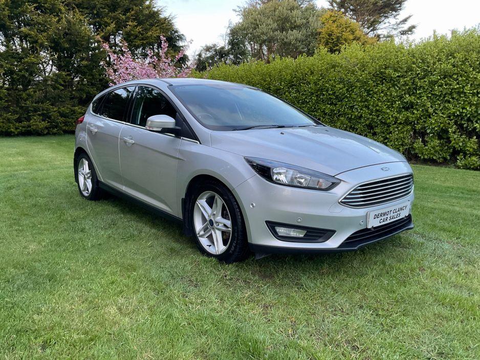 2017 Ford Focus - exterior view