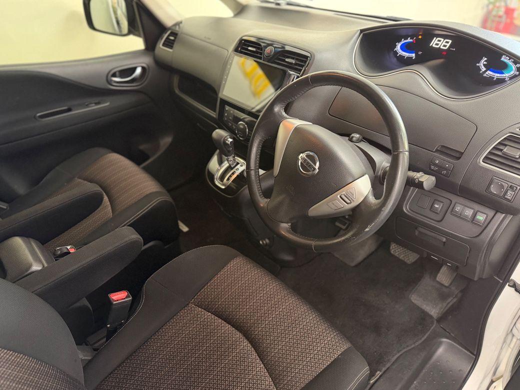 2015 Nissan Serena 6 Seater - photo 7