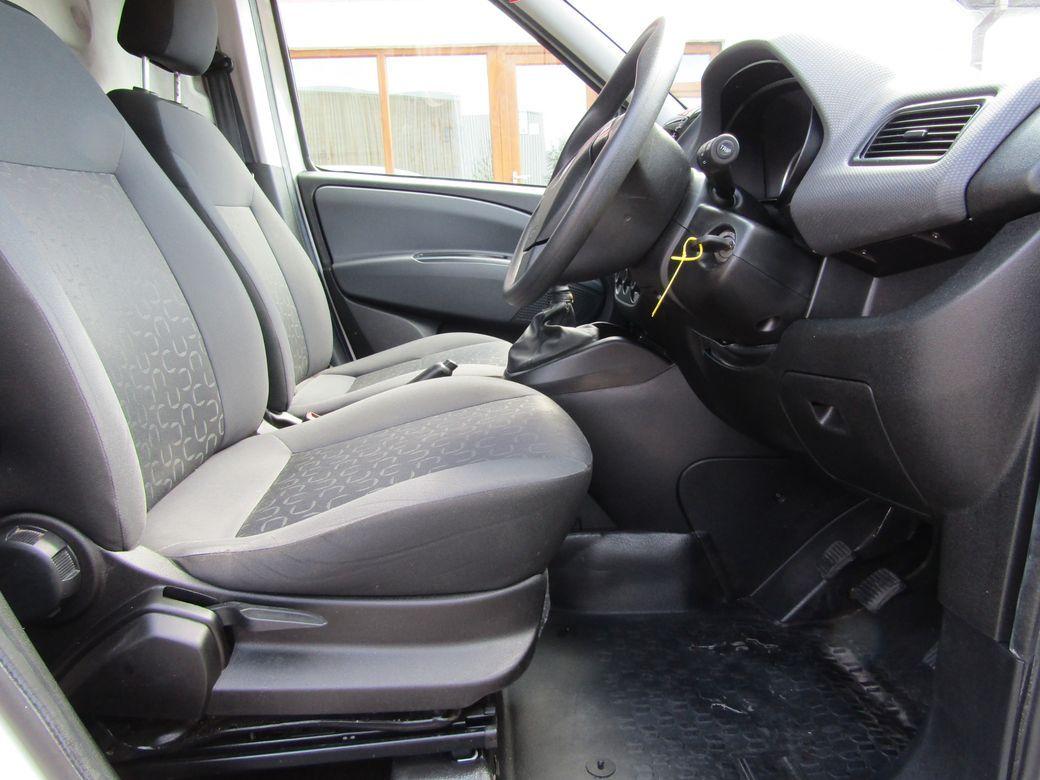 2019 Fiat Doblo - photo 11