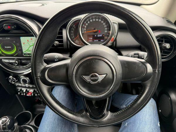 2017 Mini ONE 1.2 Manual - photo 10