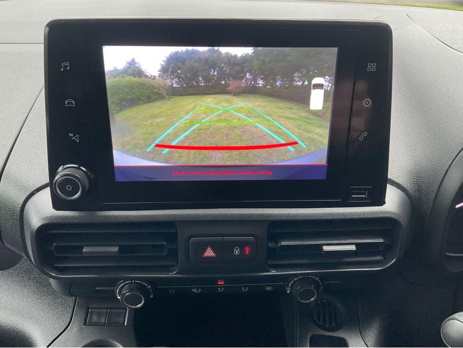 2024 Citroen Berlingo / Low Mileage - photo 14