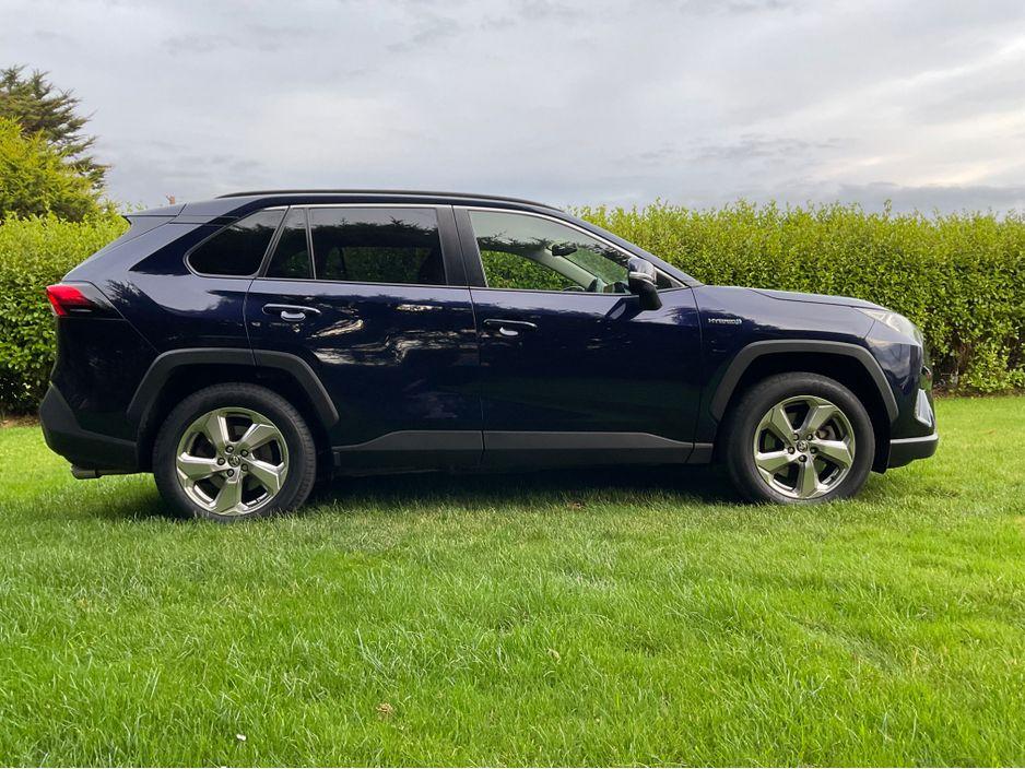 2021 Toyota Rav4 - photo 9