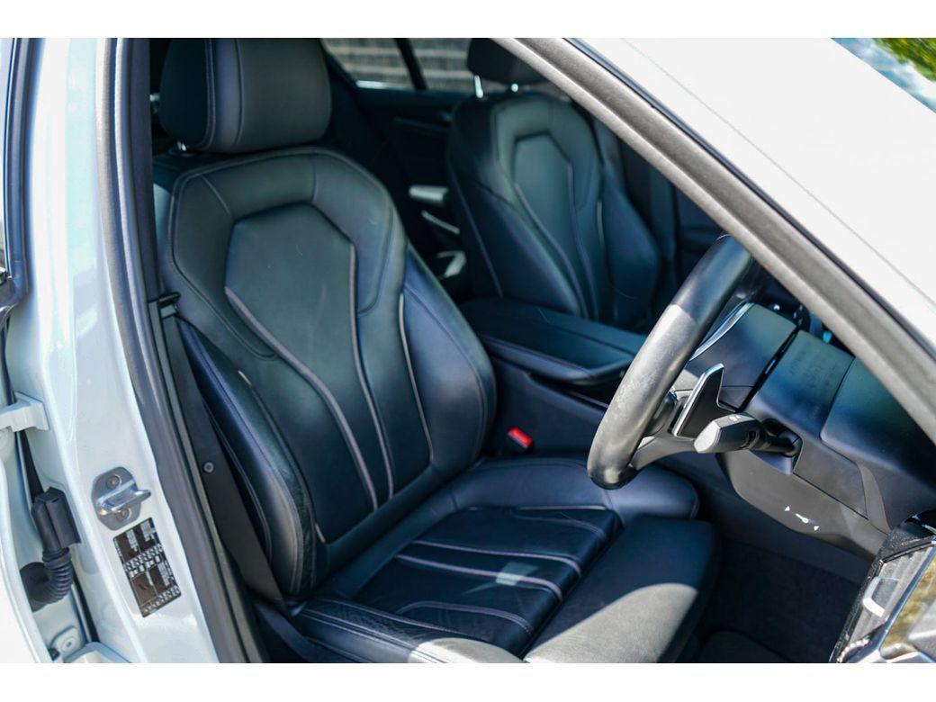 2018 BMW 5 Series - photo 10
