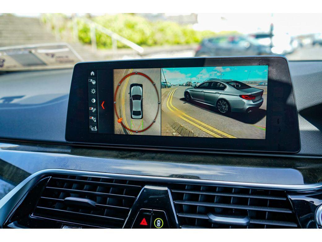 2018 BMW 5 Series - photo 14