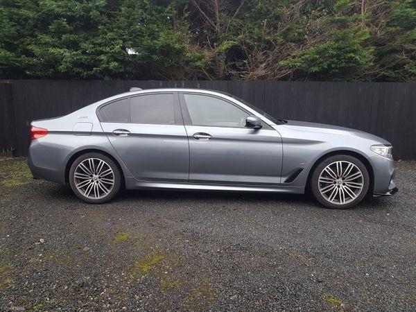 BMW 530e M Sport 250bhp - rear view