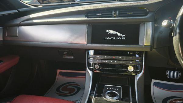 2016 Jaguar XF R-Sport AA Approved - photo 17