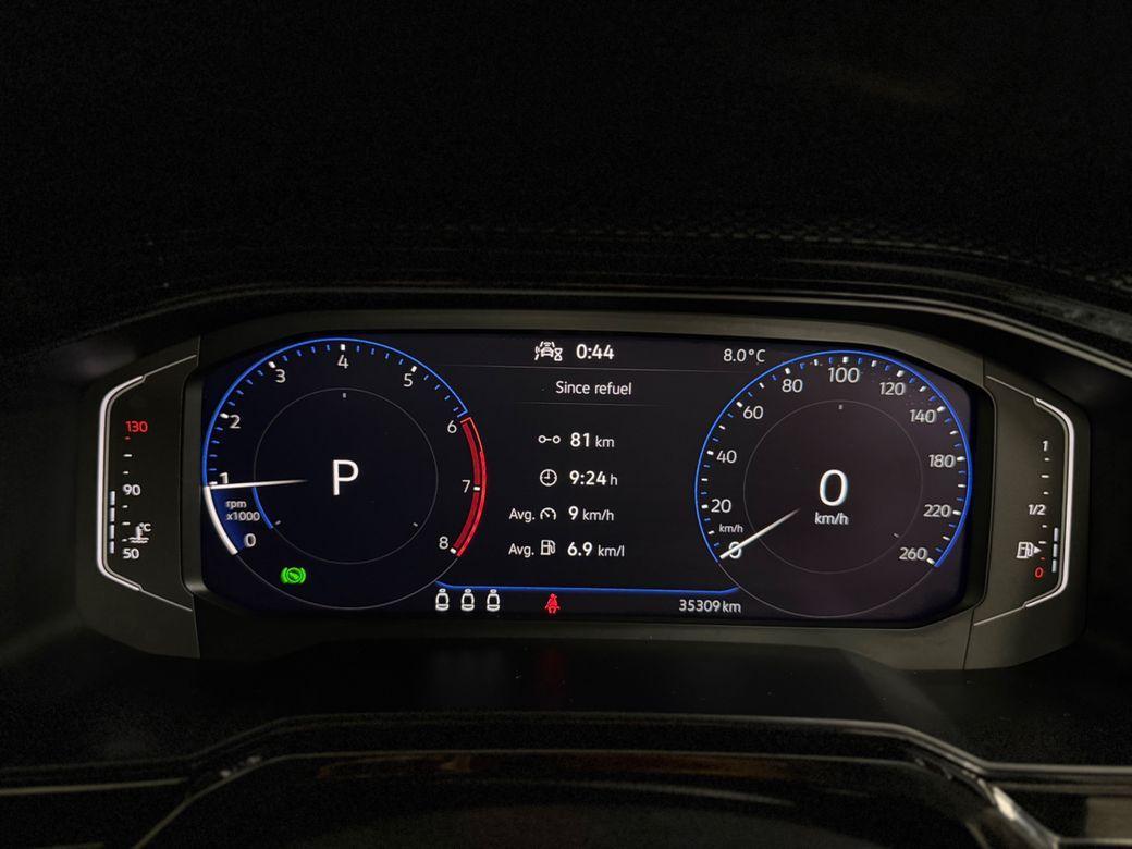 2022 Volkswagen Polo / Low Mileage - photo 12