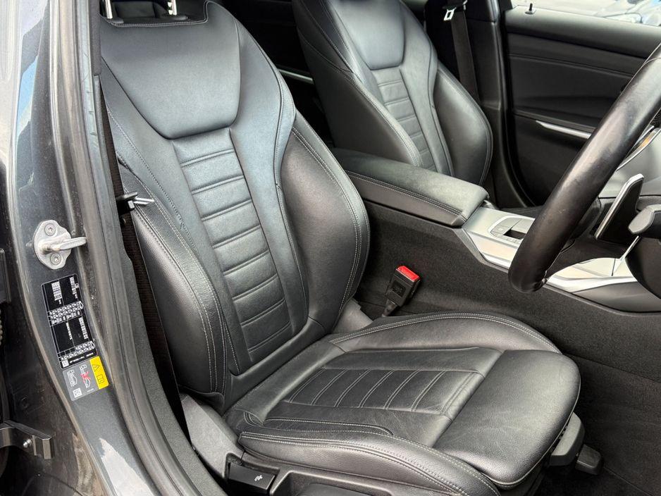 2021 BMW 3 Series - photo 19