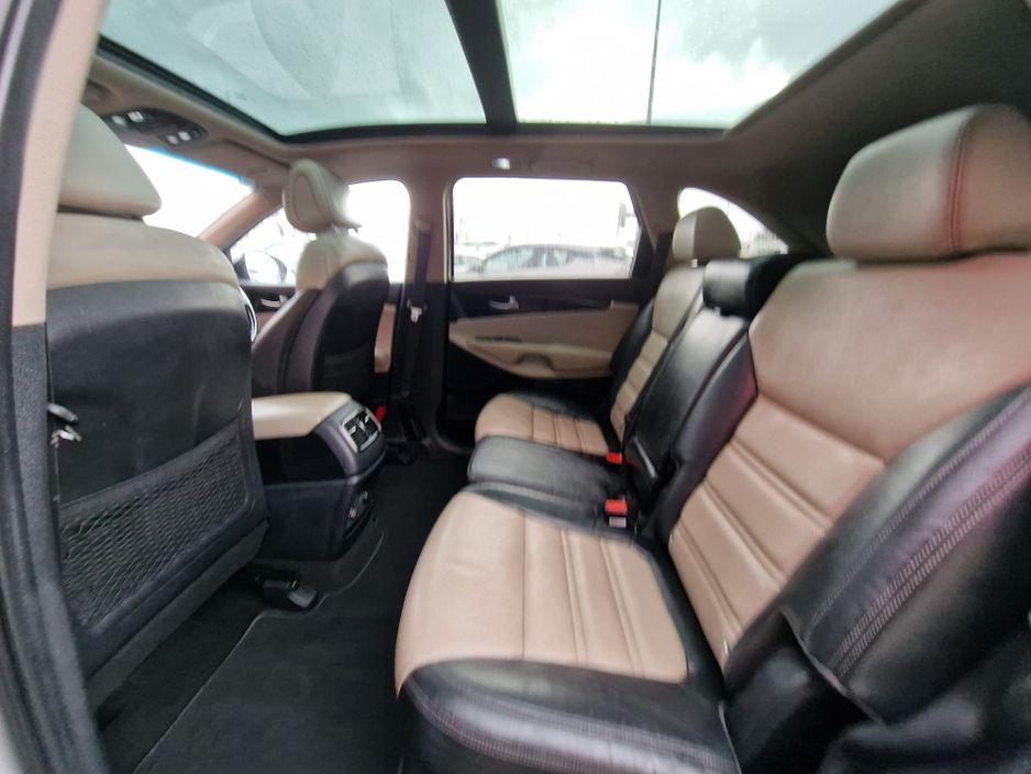 2015 Kia Sorento / 7 Seater - photo 13