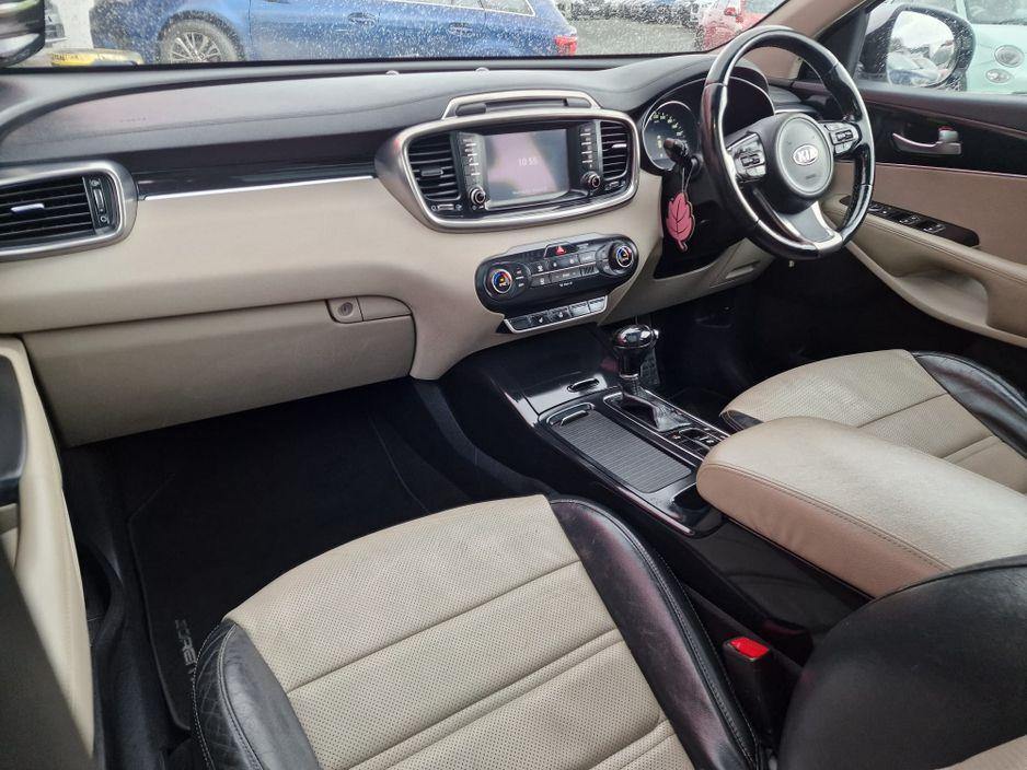 2015 Kia Sorento / 7 Seater - photo 21