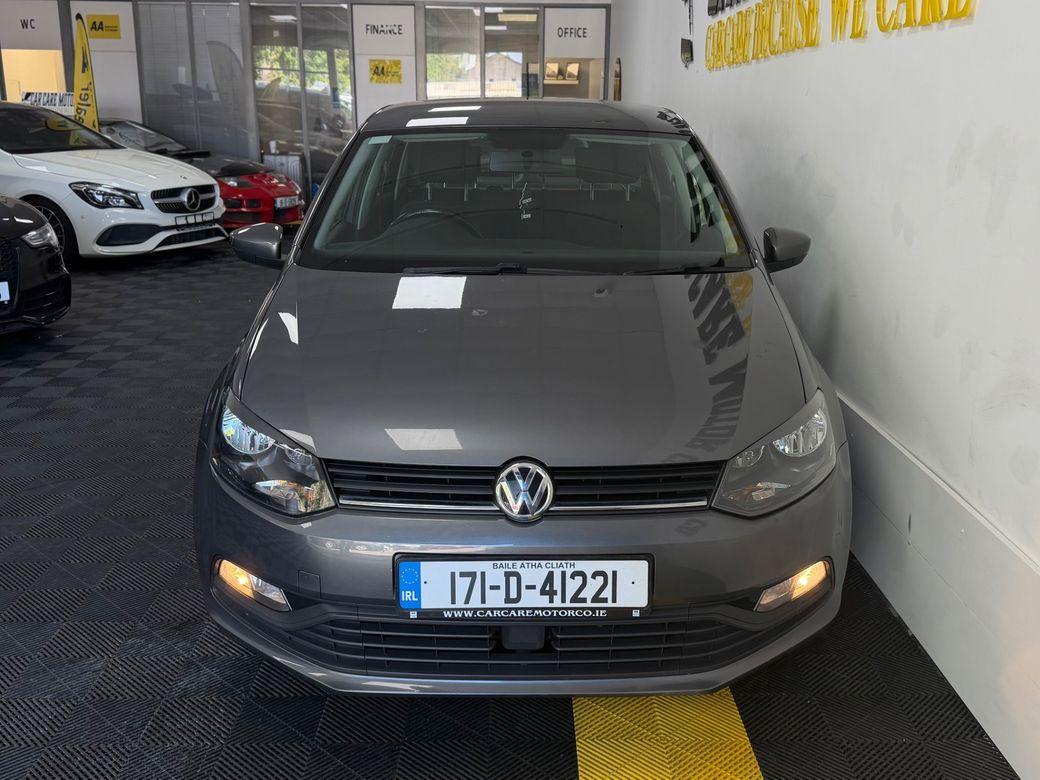2017 Volkswagen Polo - interior view