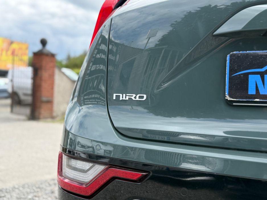 2024 Kia Niro / Low Mileage - photo 13