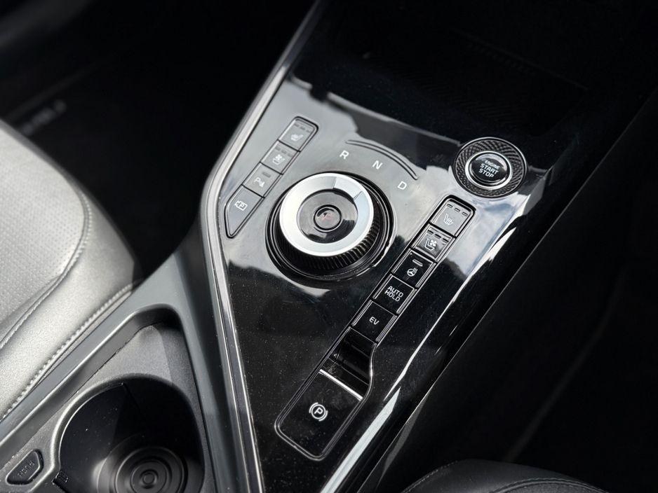 2024 Kia Niro / Low Mileage - photo 29
