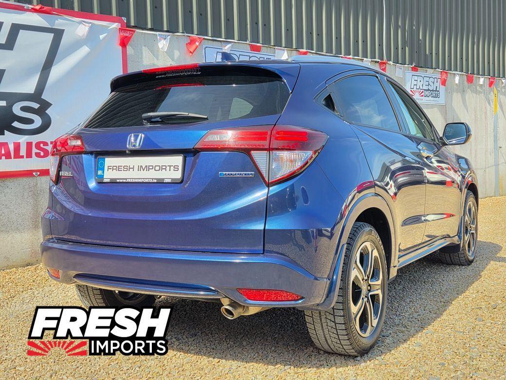 2014 Honda Vezel - interior view