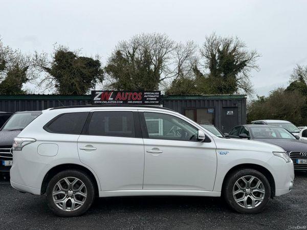 2015 Mitsubishi Outlander - photo 5