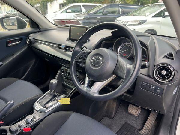 2016 Mazda Demio - photo 12