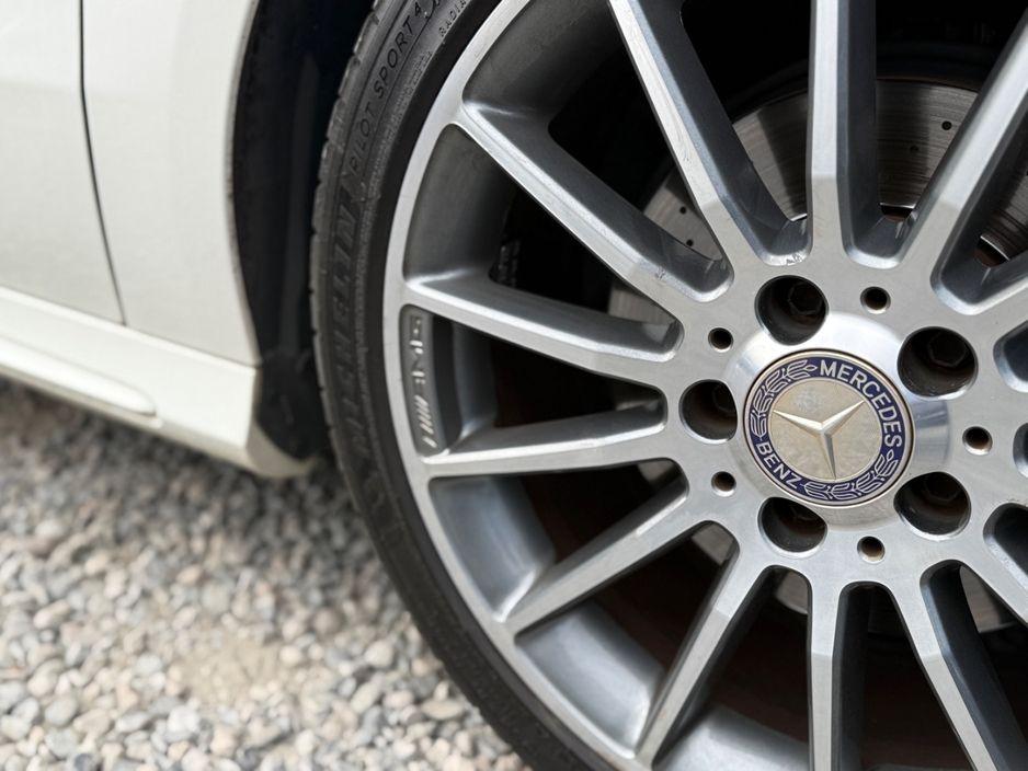 2014 Mercedes Benz C Class / Low Mileage - photo 10