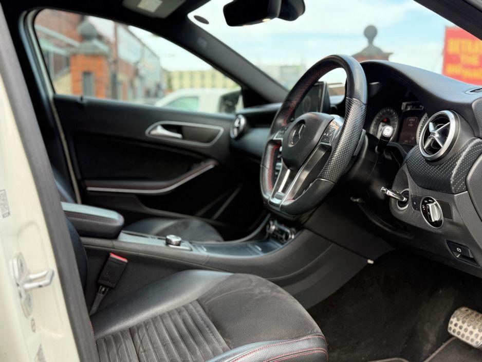 2014 Mercedes Benz C Class / Low Mileage - photo 14