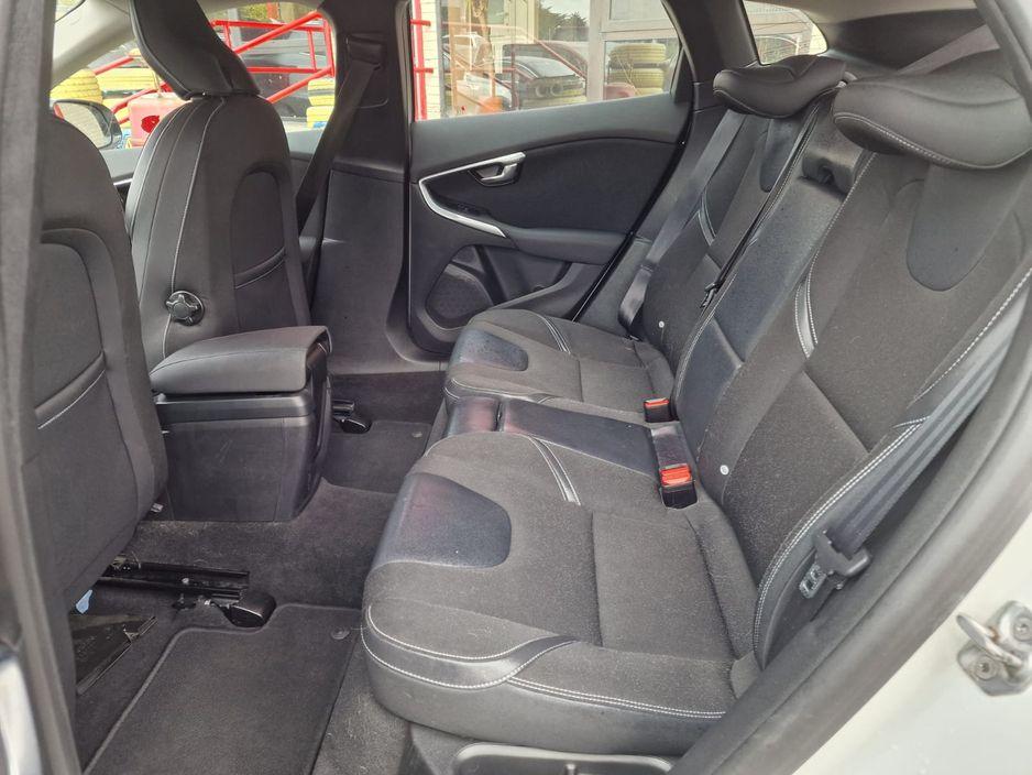 2014 Volvo V40 - photo 16