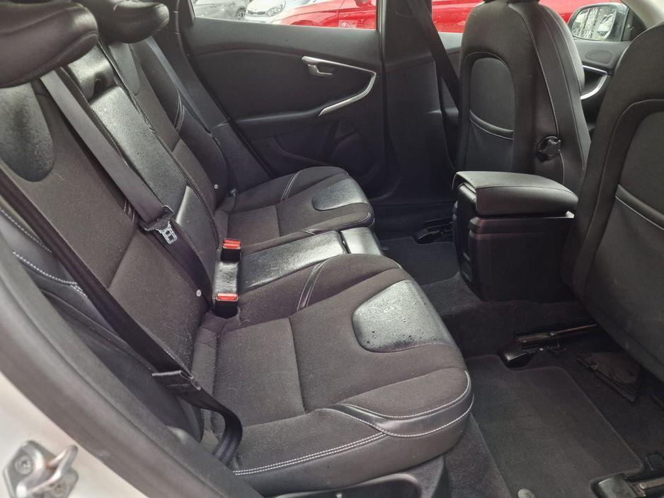 2014 Volvo V40 - photo 17