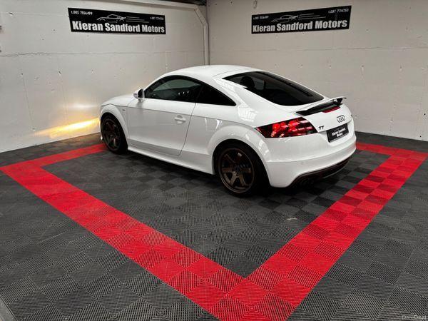 Audi TT Quattro - rear view