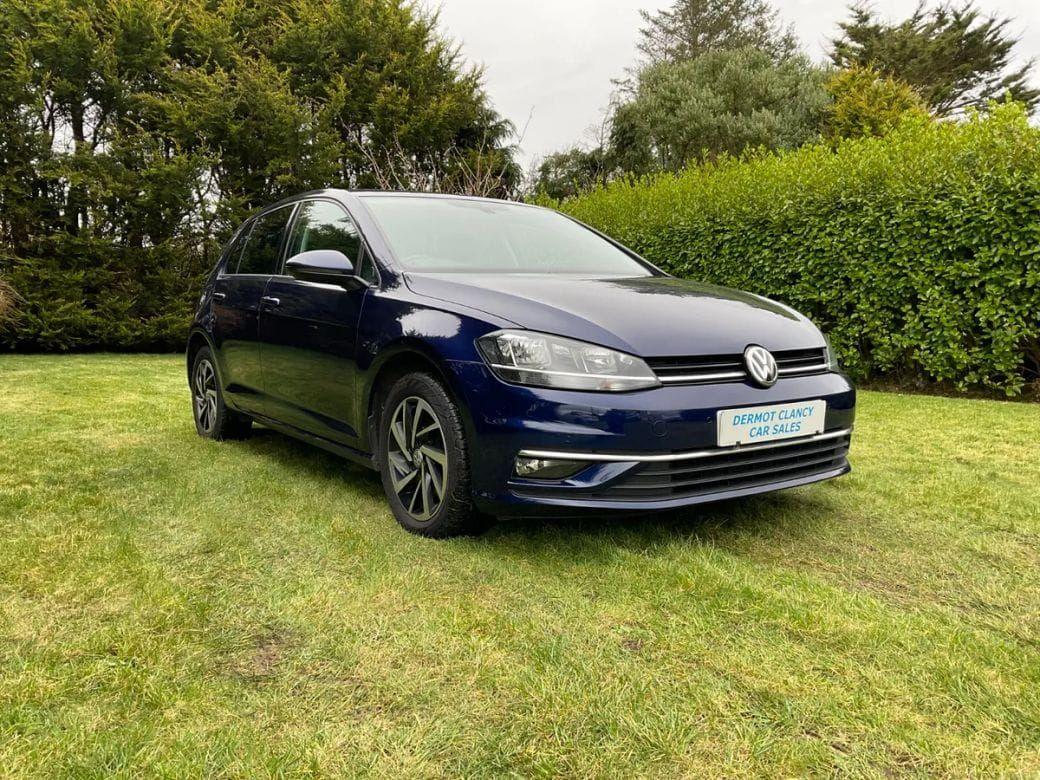 2019 Volkswagen Golf - rear view