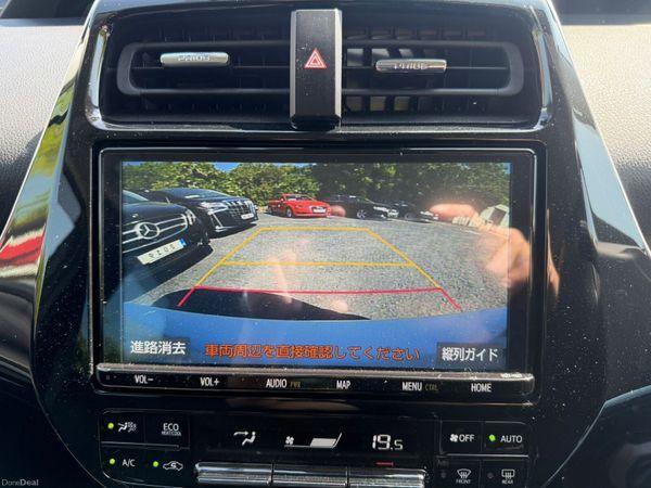2020 Toyota Prius Hybrid - photo 11