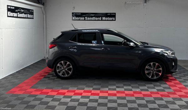 2018 Kia Stonic NCT 03/28 - rear view