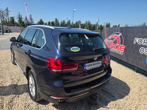 2015 BMW X5 7 Seater - rear view