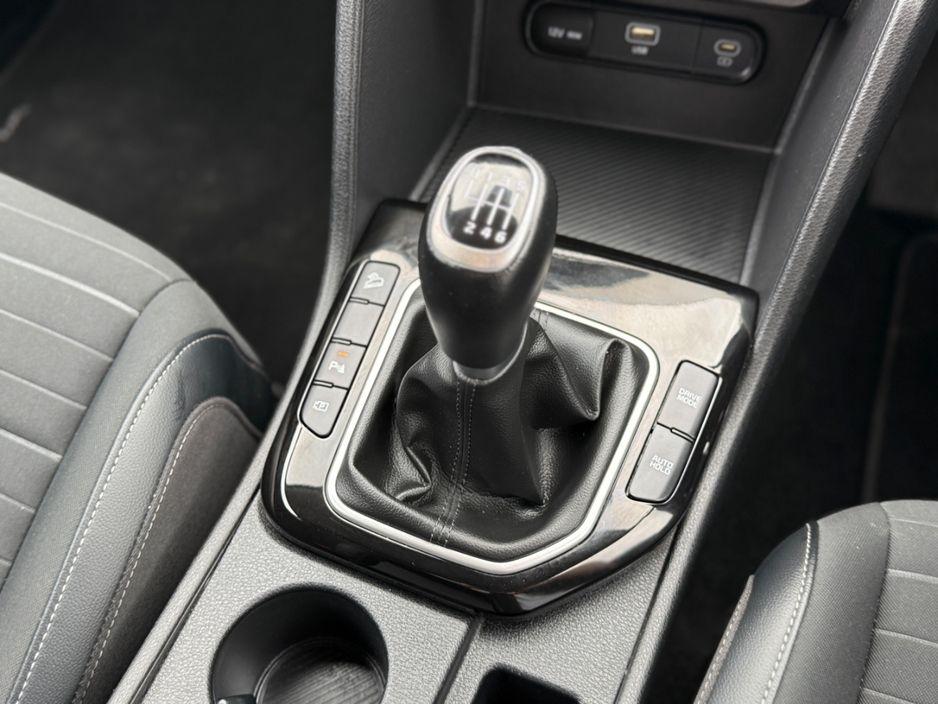 2022 Kia Sportage - photo 27