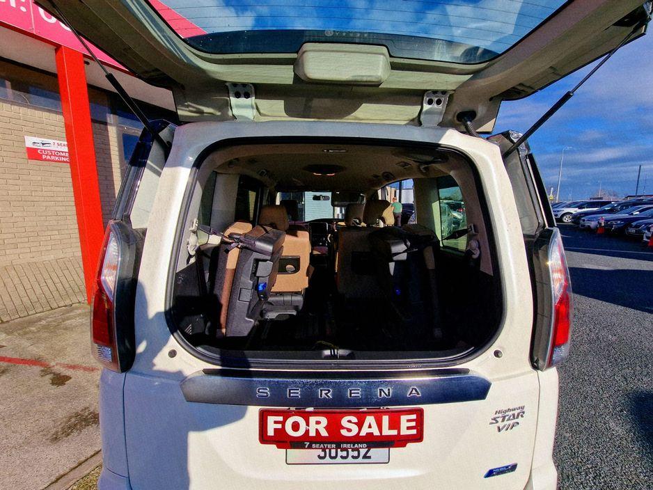 2019 Nissan Serena 8 Seater - photo 8