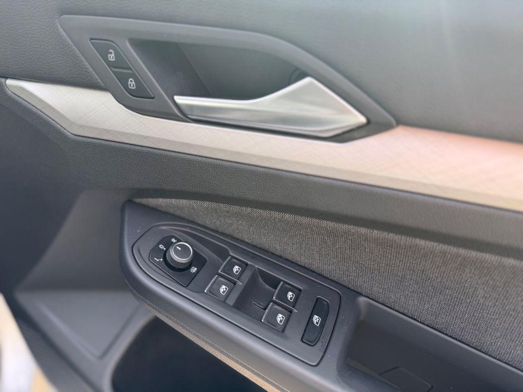2023 Volkswagen Golf - photo 14