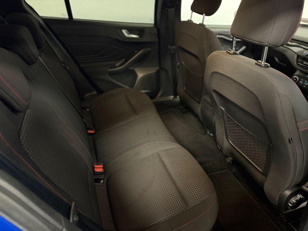 2019 Ford Focus - photo 14